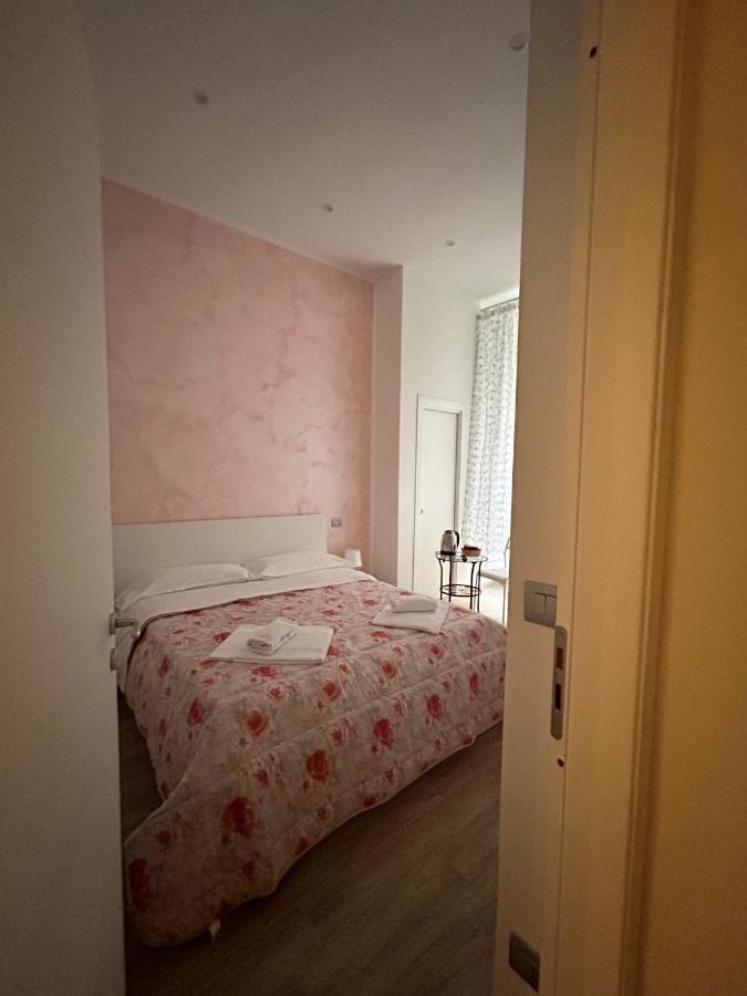 Savastano House Duomo 호텔 나폴리 외부 사진